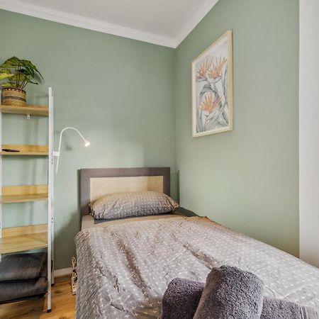 Апартаменты Amalfi A02 - 2 Zi Fuer 4P - Balkon, Smart Tv, Boxspringbett Кайзерслаутерн Экстерьер фото
