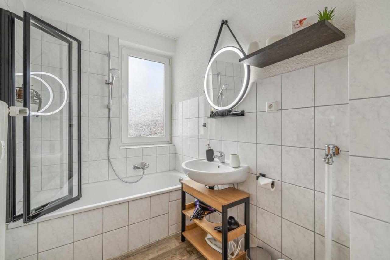 Апартаменты Amalfi A02 - 2 Zi Fuer 4P - Balkon, Smart Tv, Boxspringbett Кайзерслаутерн Экстерьер фото
